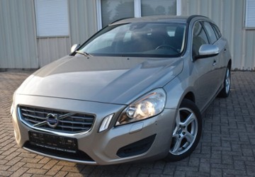 Volvo V60 124.900 km 7.900 &euro; Nordenham 26954