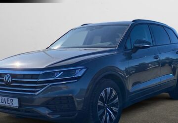 VW Touareg 15.200 km 61.270 &euro; Hagen 27628