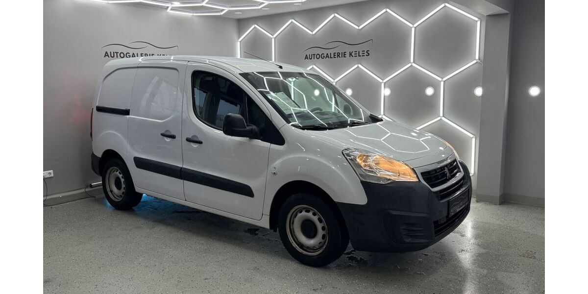 Peugeot Partner 160.000 km 5.951 &euro; Nordenham 26954