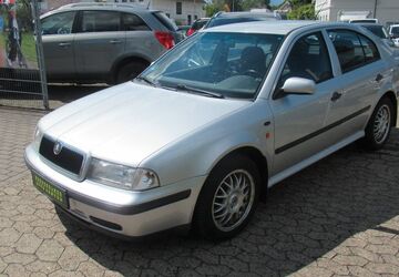 Skoda Octavia 223.000 km 750 &euro; Nordenham 26954