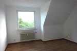 Dachgeschoßwohnung Bremerhaven - 3 Zimmer, 65 m&sup2;, 520&euro; | Angebot:26728357