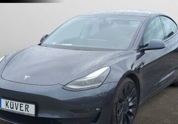 Tesla Model 3 86.500 km 27.885 &euro; Hagen 27628