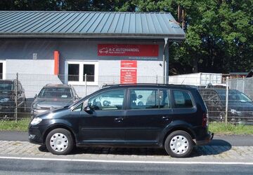 VW Touran 331.399 km 1.999 &euro; Loxstedt-Hahnenknoop 27612