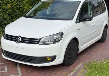 VW Touran 284.469 km 4.000 &euro; Schiffdorf 27619