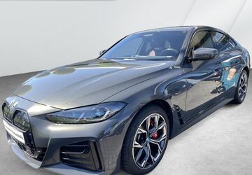 BMW i4 79.774 km 37.520 &euro; Bremerhaven 27572