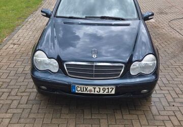 Mercedes-Benz C 200 361.200 km 900 &euro; Hagen im Bremischen 27628