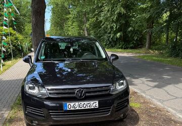 VW Touareg 313.569 km 10.000 &euro; Holste 27729