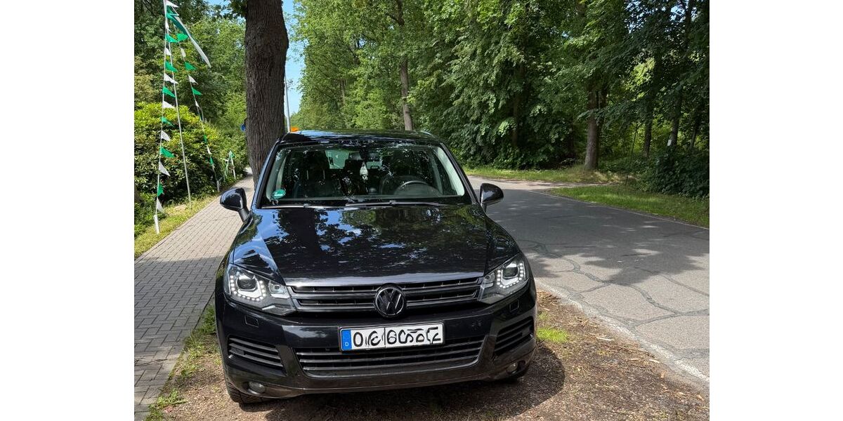 VW Touareg 313.569 km 10.000 &euro; Holste 27729