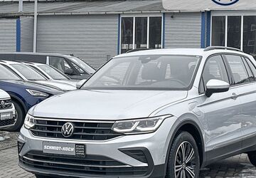 VW Tiguan 21.050 km 29.999 &euro; Bremerhaven 27576