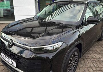 VW Tayron 27.800 km 35.500 &euro; Brake / Unterweser 26919